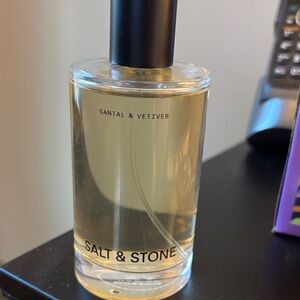 Salt & Stone Santal & Vetiver Body Oil - Clear